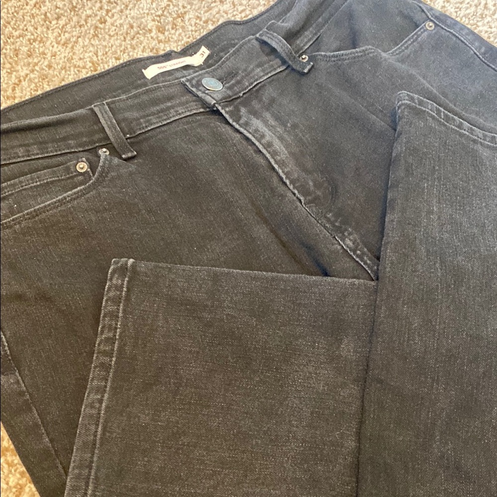 Levi's Ladies Black 505 Straight Leg Jeans. PC9-15505-0120. 12L-W31 L34